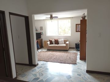 VENTA DE CASA EN TEJARES DE CRISTALES OESTE DE LA CIUDAD