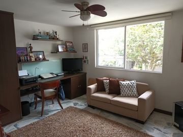 VENTA DE CASA EN TEJARES DE CRISTALES OESTE DE LA CIUDAD