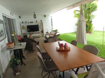 VENTA DE CASA EN TEJARES DE CRISTALES OESTE DE LA CIUDAD
