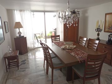 VENTA DE CASA EN TEJARES DE CRISTALES OESTE DE LA CIUDAD