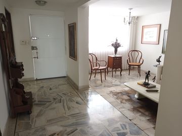 VENTA DE CASA EN TEJARES DE CRISTALES OESTE DE LA CIUDAD