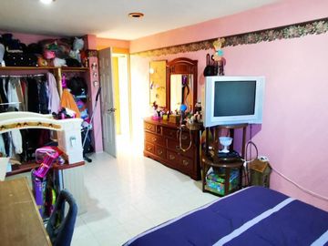 Casa de 4 Recamaras, Fracc. Lopez Portillo, Pachuca, Hidalgo.