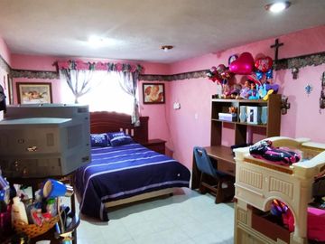Casa de 4 Recamaras, Fracc. Lopez Portillo, Pachuca, Hidalgo.