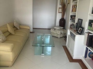 EN VENTA EXCELENTE DEPARTAMENTO EN ZONA NORTE DE CUERNAVACA MOR. TODOS LOS SERVICIOS, ZONA FRESCA. TOTALMENTE AMUEBLADO.