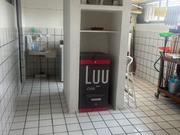 EN VENTA EXCELENTE DEPARTAMENTO EN ZONA NORTE DE CUERNAVACA MOR. TODOS LOS SERVICIOS, ZONA FRESCA. TOTALMENTE AMUEBLADO.