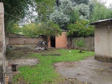 VENTA CASA DE 4 AMBIENTES EN MERLO CON ESCRITURA BARRIO ALBATROS