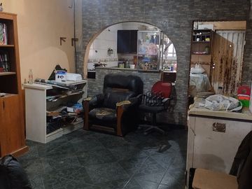VENTA CASA DE 4 AMBIENTES EN MERLO CON ESCRITURA BARRIO ALBATROS