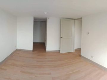 1 bedroom 40 sqm loft type LOW MONTHLY 10k ONLY  Very affordable Rent to own condo  5% down payment 0% interest  near BGC,,eastwood ,tiendesitas