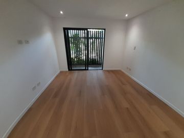 Venta Departamento 3 Dormitorios 1er piso c/terraza Chacarilla Surco