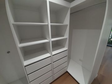 Venta Departamento 3 Dormitorios 1er piso c/terraza Chacarilla Surco