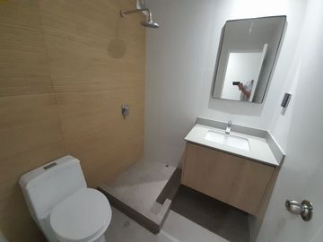 Venta Departamento 3 Dormitorios 1er piso c/terraza Chacarilla Surco