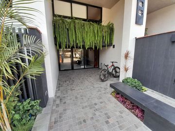 Venta Departamento 3 Dormitorios 1er piso c/terraza Chacarilla Surco
