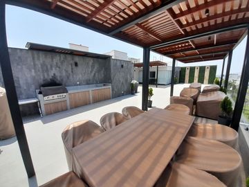 Venta Departamento 3 Dormitorios 1er piso c/terraza Chacarilla Surco