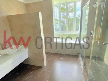 Brand New House for Sale in South Forbes Miami, beside Ayala Westgrove Heights