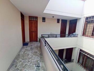 La Molina RESIDENCIAL MONTERRICO - Departamento de 3dorm + Cochera + Área en Azotea 3er.Piso – Condominio