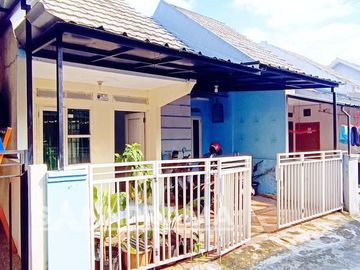 rumah second 1 lantai di dekat komplek maharaja depok