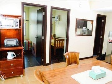 Rush Sale RFO 2BR Condo 30k Monthly near MOA, Airport, SLEX, BGC, Ortigas San lorenzo Place