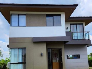 Rush House and Lot For Sale in Nuvali Laguna