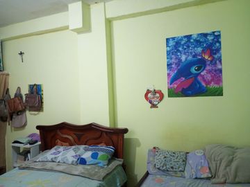 CASA EN VENTA EN EL SUBURBIO DE GUAYAQUIL, 2 PISOS RENTEROS EN GUAYAQUIL,ECUADOR