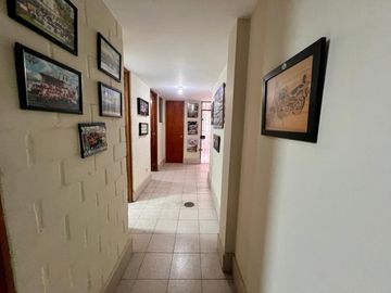 VENTA CASA LA PLANICIE LA MOLINA