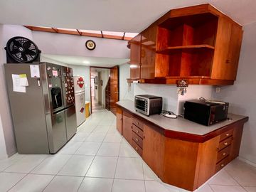 VENTA CASA LA PLANICIE LA MOLINA
