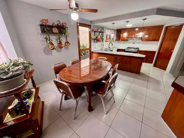 VENTA CASA LA PLANICIE LA MOLINA