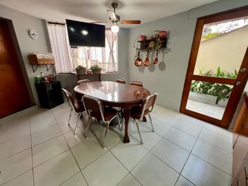 VENTA CASA LA PLANICIE LA MOLINA
