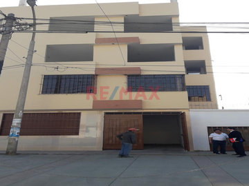 Edificio En Los Olivos
