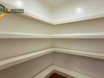 RESIDENTIAL HOUSE AND LOT FOR SALE