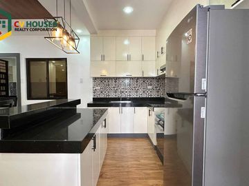 RESIDENTIAL HOUSE AND LOT FOR SALE