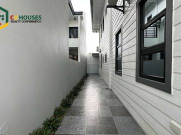 RESIDENTIAL HOUSE AND LOT FOR SALE