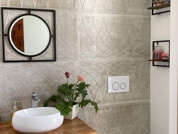 HERMOSA QUINTA EN CHECA CON CASA MODERNA 3 HABITACIONES TIPO EUROPEA