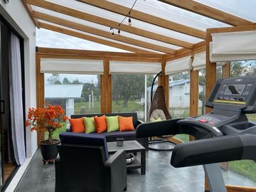 HERMOSA QUINTA EN CHECA CON CASA MODERNA 3 HABITACIONES TIPO EUROPEA