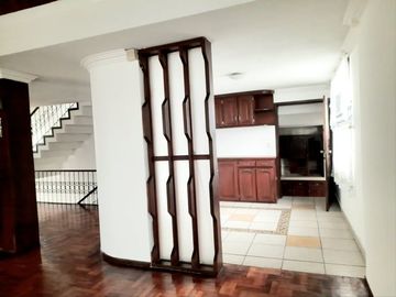 Vendo Casa Rentera Norte de Quito