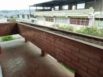 Vendo Casa Rentera Norte de Quito