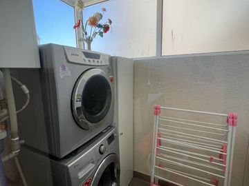 DEPARTAMENTO DE 3D Y 2B, 2 ESTACIONAMIENTOS Y 2 BODEGA EN LAGUNA DEL MAR