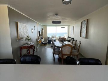 DEPARTAMENTO DE 3D Y 2B, 2 ESTACIONAMIENTOS Y 2 BODEGA EN LAGUNA DEL MAR