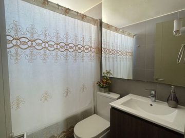 DEPARTAMENTO DE 3D Y 2B, 2 ESTACIONAMIENTOS Y 2 BODEGA EN LAGUNA DEL MAR