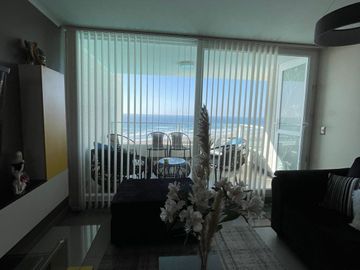 DEPARTAMENTO DE 3D Y 2B, 2 ESTACIONAMIENTOS Y 2 BODEGA EN LAGUNA DEL MAR