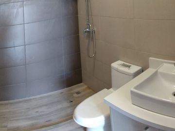 Departamento de Venta en Cumbaya, con facil acceso a vias principales