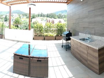 Departamento de Venta en Cumbaya, con facil acceso a vias principales