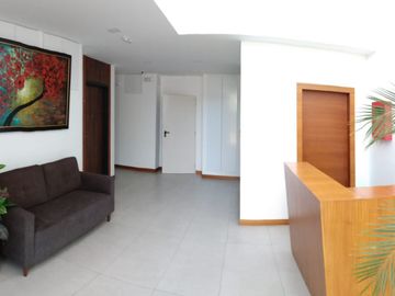 Departamento de Venta en Cumbaya, con facil acceso a vias principales