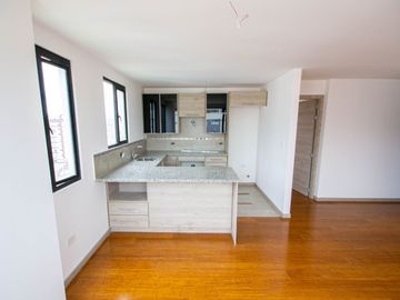 Venta de Suite en La Carolina, cerca el Quicentro Norte, Quito