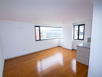 Venta de Suite en La Carolina, cerca el Quicentro Norte, Quito