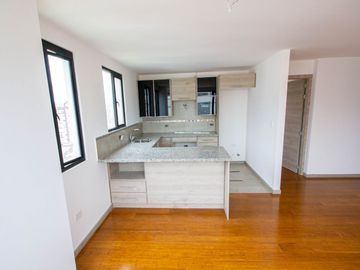 Venta de Suite en La Carolina, cerca el Quicentro Norte, Quito