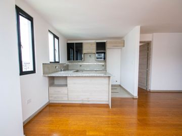 Venta de Suite en La Carolina, cerca el Quicentro Norte, Quito