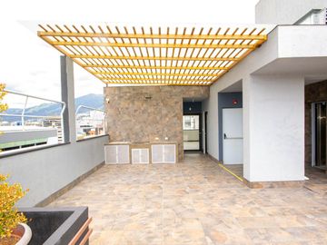 Venta de Suite en La Carolina, cerca el Quicentro Norte, Quito