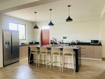 ESPECTACULAR CASA DE CAMPO EN CONDOMINIO LA RAYA DE CIENEGUILLA: 8 DORMITORIOS Y 8 BAÑOS PARA VIVIR EL LUJO RURAL