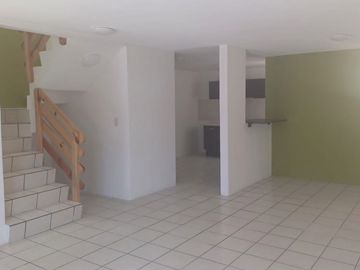 BONITA CASA EN VENTA ZONA CUAUTLANCINGO!!