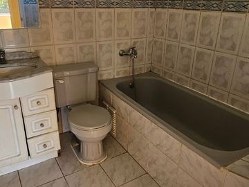 Concón, Las Gaviotas, 1415 mt2 terreno, casa 3 dormitorios, quincho